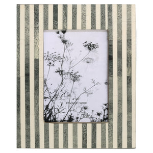 RESIN 4X6 LINES PHOTO FRAME GRAY