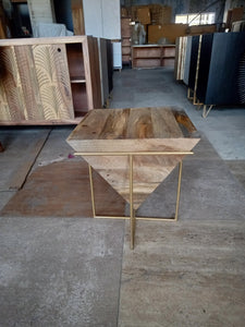 WOOD 18"H INVERTED PYRAMID SIDE TABLE BROWN/GOLD
